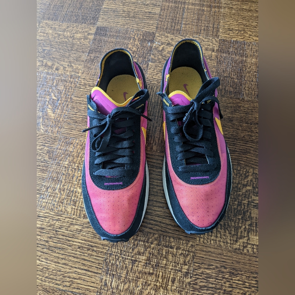 Nike shoes size 8